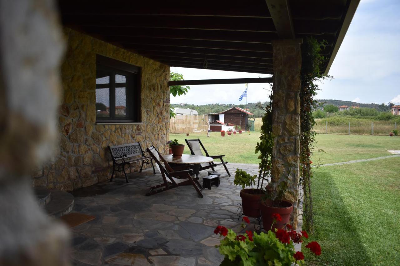 Konaki Guesthouse Ормос Пангиас Екстериор снимка