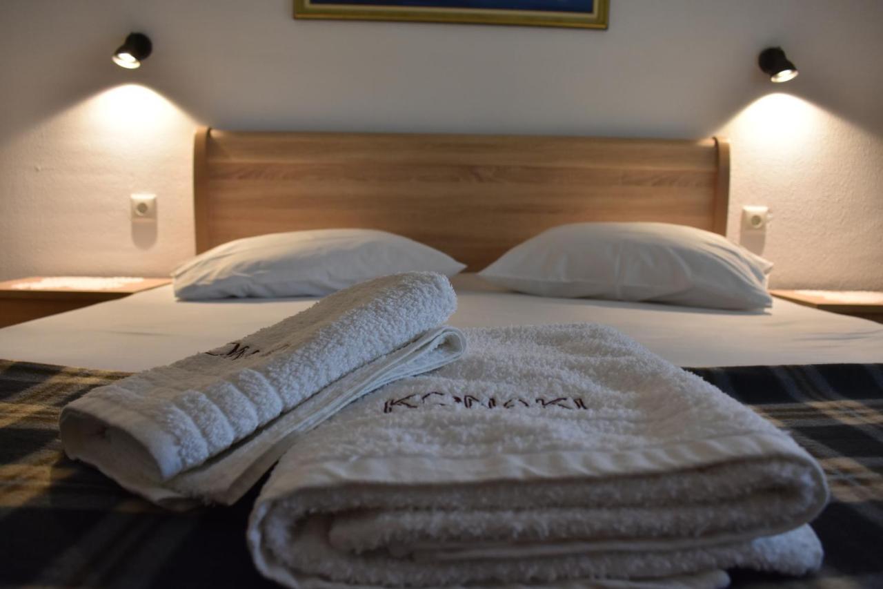 Konaki Guesthouse Ормос Пангиас Екстериор снимка