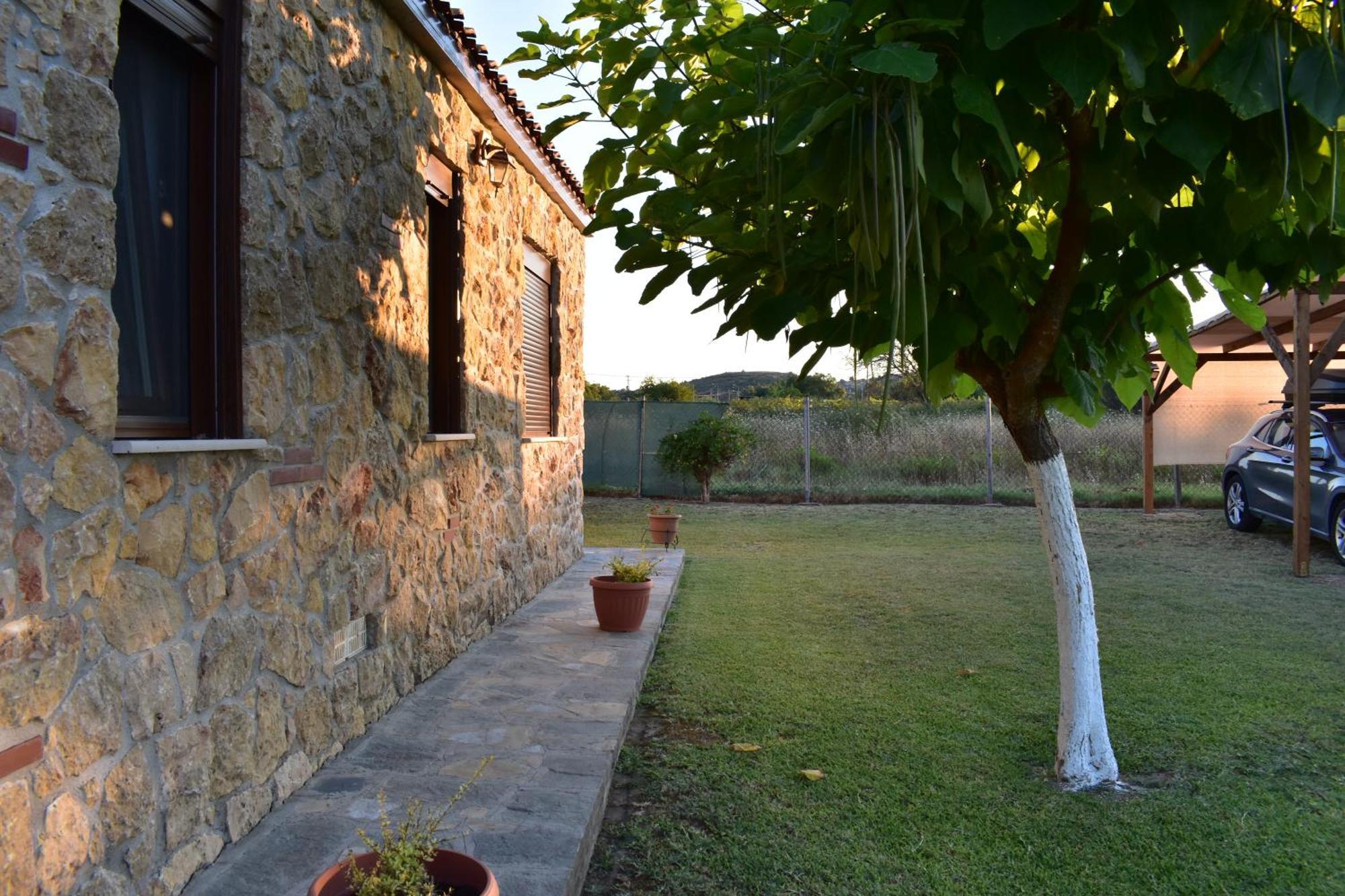 Konaki Guesthouse Ормос Пангиас Екстериор снимка