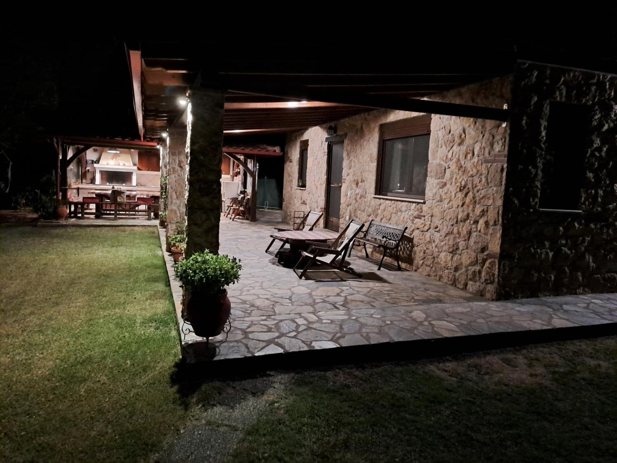 Konaki Guesthouse Ормос Пангиас Екстериор снимка