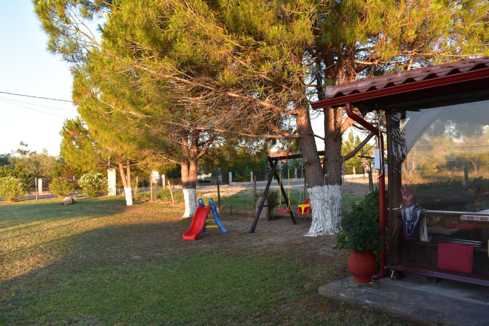 Konaki Guesthouse Ормос Пангиас Екстериор снимка